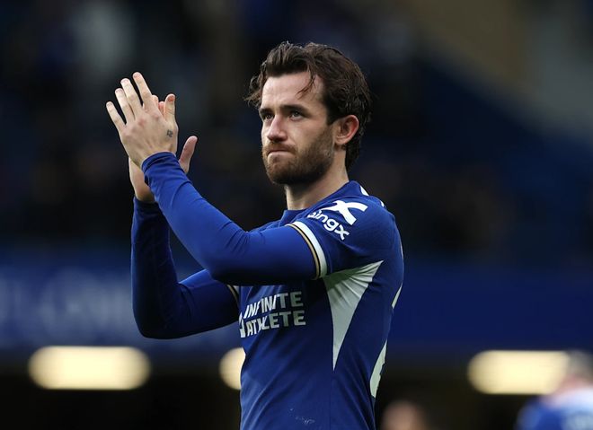 乐动体育-法甲赛程吃紧；切尔西今晚伤情更新；媒体盛赞；年轻球员得到机会的简单介绍